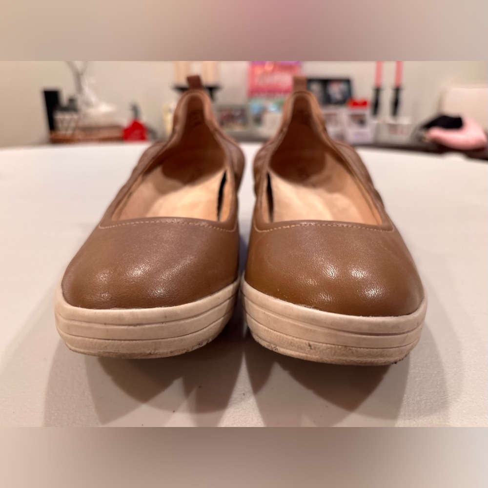 Vionic | ladies Jacey wedge slip on shoes. Size: 8 - Picture 3 of 12